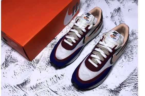 Waffle LD White sacai Blue Nike BV0073-700 0312